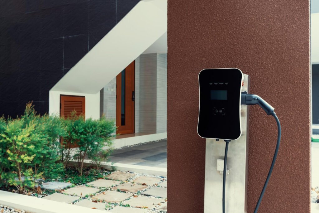 Laadpaal installeren Son en Breugel